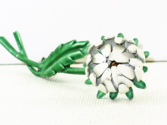 Vintage Weiss White Enameled Chrysanthemum Floral… - image 1