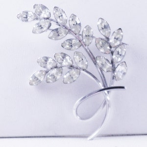 Vintage gesigneerde kunst sterlingzilver helder strass bloemen blad spray broche pin (B-2-4)