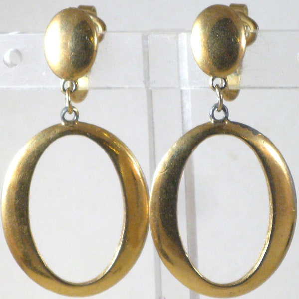 Crown Trifari Vintage Dangling Oval Gold Tone Clip Earrings (E-2-5)