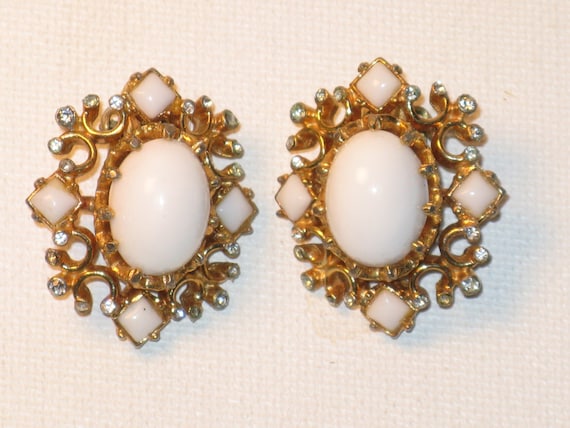 Vintage Marvella Milk Glass Gold Tone Rhinestone Clip Earrings (E