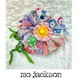 vintage / antique feed sack scraps / flower pin/brooch