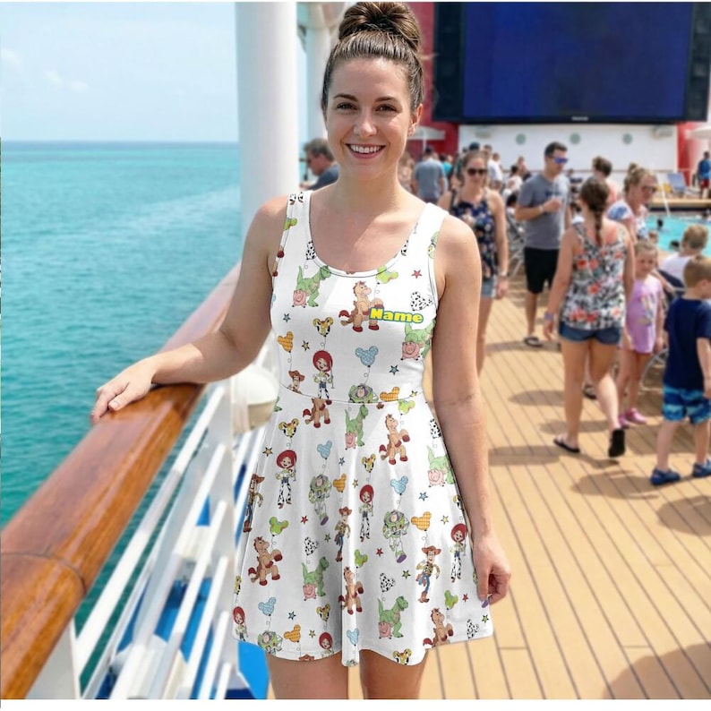 Abito da pattinatrice Disney Toy Story con palloncini personalizzabile, abito personalizzato di Woody Buzz di Toy Story, abito per il Pixar Fest, abito per il costume di RunDisney di Andy's Room immagine 5