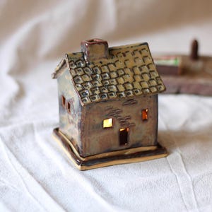 Handbuilt tealight house - Ceramic incense and candle holder - Home decor