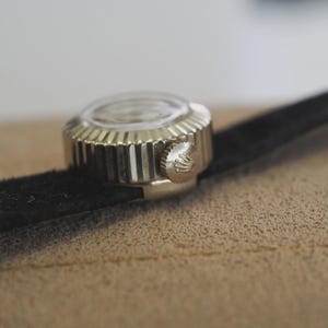 Rolex Orchid Chameleon Watch with 3 Straps and Box