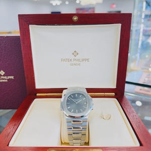 Patek Philippe Nautilus 3700/1A 39Mm Nautilus “Jumbo” Quadrante Blu Acciaio