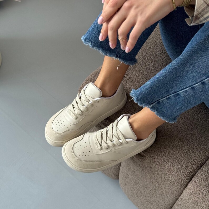 Anatomic Leather Lace-Up Sneakers with Suede Accent for Women, Wide Fit Shoes, Chocolate Brown Comfortable Casual Flats, Everyday Trainers Milk