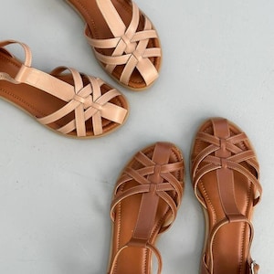 Handgefertigte T-Riemen-Sandalen, Damenledersandalen, Minimalistische Sandalen, Sommerschuhe, flache Sandalen mit Riemchen, Strandsandalen