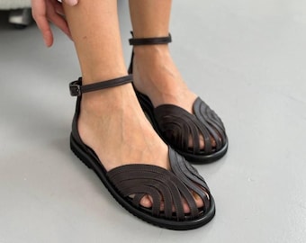 Wide Fit Women&#39;s Summer Strappy Sandals, Round Toe Leather Sandals, Closed Heel Ankle Strap Sandals, Sandals for Everyday Wear