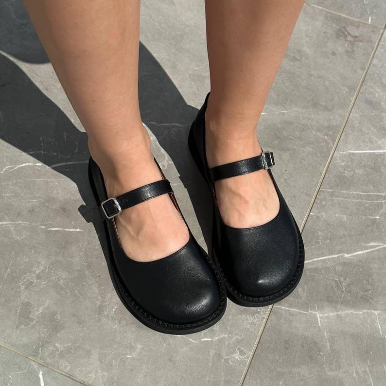 Wide Fit Leather Mary Jane Flats, Round Toe Anatomical Ballet Shoes, Comfortable Women’s Everyday Shoes, Classic Minimalist Style Black