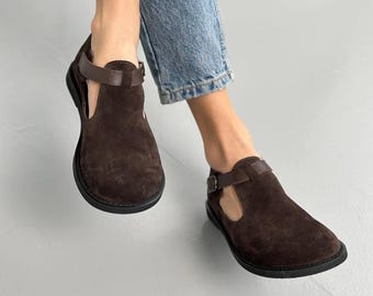 Women's Suede Mary Jane Clogs, Barefoot Style Flats, Anatomical Wide Fit Shoes with Round Toe, Soft Flexible Sole Comfortable Everyday Shoes