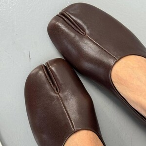 Zapatos Tabi de Leche, Zapatos Planos con Puntera Abierta, Zapatos Tabi de Cuero para Mujer, Zapatos Descalzos, Zapatos Mediados, Zapatos de Estilo Vintage imagen 18