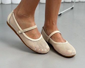Mesh Mary Jane Flats for Wide Feet, Round Toe Ballet Shoes with Adjustable Strap, Breathable Lightweight Comfortable Summer Footwear