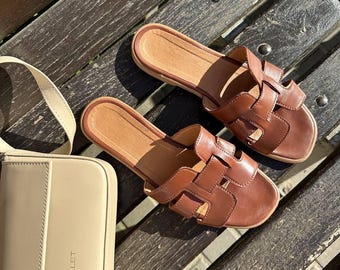 Women's Wide Strap Slide Sandals, Comfortable Slip-On Shoes, Casual Summer Footwear, Leather Strap Sandals, Stylish Everyday Slides