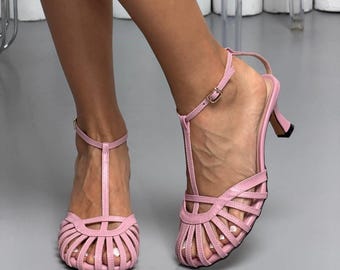 T Strap Leather Sandals, Kitten Heel Pumps, Woven Heels, Strappy Closed Toe Slingbacks, Vintage Style Summer Shoes, Dress Party Sandals