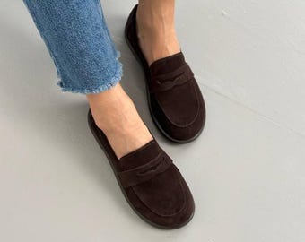 Damskie mokasyny zamszowe z szerokim noskiem, brązowe mokasyny Penny, anatomiczne, wygodne, wsuwane buty, codzienne mokasyny, ręcznie robione buty