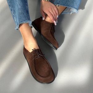 Barefoot Brown Suede Lace-Up Loafers for Women, Round Toe Leather Shoes, Classic Loafers, Comfortable Casual Shoes for Everyday Wear image 1