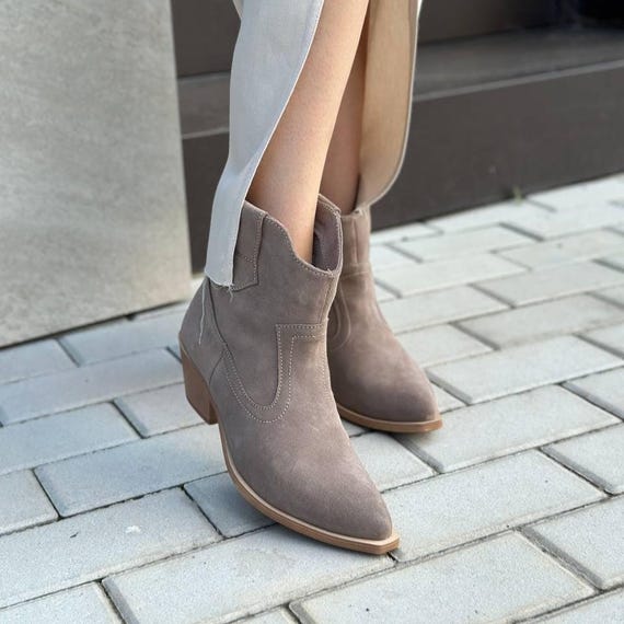 Botines de ante estilo vaquero para mujer con punta puntiaguda