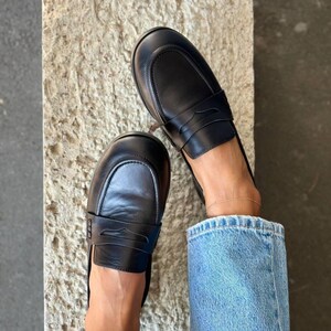 Women’s Classic Black Leather Loafers, Slip-On Dress Shoes, Comfortable Everyday Flats, Stylish Office and Casual Footwear, Fall Shoes image 3