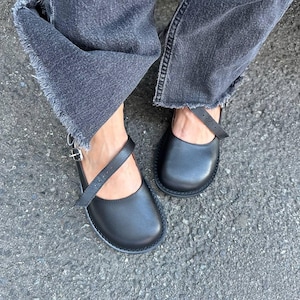 Anatomical Round Toe Mary Jane, Black Leather Ballet Flats, Comfortable Barefoot Shoes with Strap image 16