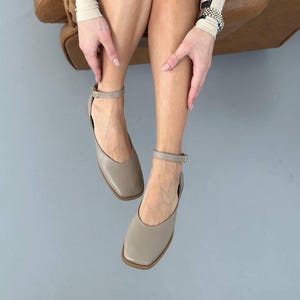 Women&#39;s Leather Mary Janes, Square Toe Ballet Shoes, Adjustable Ankle Strap Flats, Stylish and Comfy Shoes, Handmade Shoes, Wedding Shoes