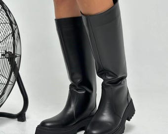 Vintage 90's • Nine & Co. • Tall Black Leather Chunky Platform