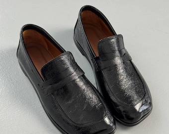 Mocasines negros anatómicos de punta ancha para mujer, de piel auténtica, sin cordones, calzado clásico y cómodo para la oficina, estilo minimalista.