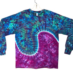 Tie-dye-shirt | Paars gegolfd vloeipapier scrunchen | Handgemaakt T-shirt met lange mouwen | klein middelgroot groot XL 2X 3X 4X 5X 6X | Psychedelisch circus