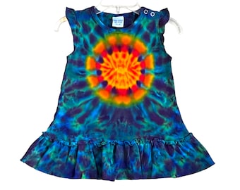 TIE DYE Abito Arcobaleno Sole blu verde viola Abito con volant per bambina Taglie infantili 3 6 12 18 24 mesi regalo doccia tinto a mano arte fatta a mano