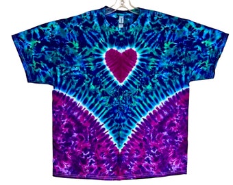 Maglietta Tie Dye / Maglietta a maniche corte con stampa a cuore viola / Tinta a mano / Piccola Media Grande XL 2X 3X 4X 5X 6X / Unisex, Plus, Tall e Donna