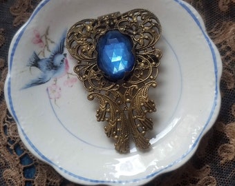 Vintage Gold Filigree Buckle with Faceted Royal Cabochon, Vintage Brass Filigree Half Buckle with Blue Gem