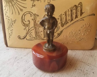 Vintage Bruxelles Little Pissing Man Brass Paperweight