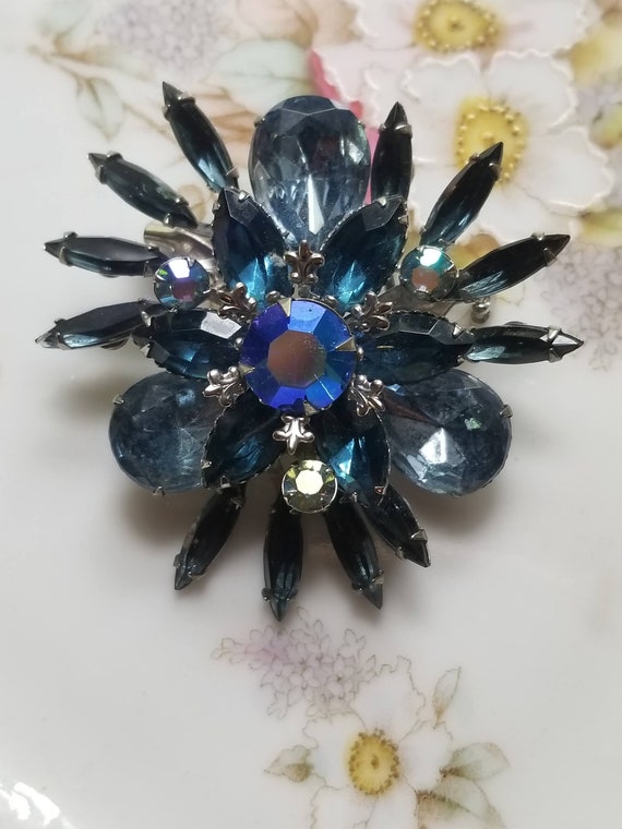 Vintage Royal Blue Rhinestone Brooch, Vintage Mid… - image 2