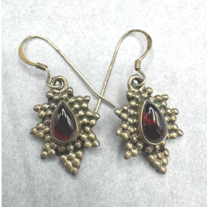 Vintage Garnet Sterling Silver Drop Earrings Teardrop Stones Bezel Set