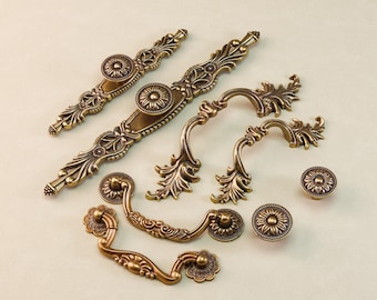 Style rétro, laiton antique, commode, tiroir, poignée, bouton, boule, penderie, placard cuisine, armoire, poignée, poignée, tirer, matériel moderne