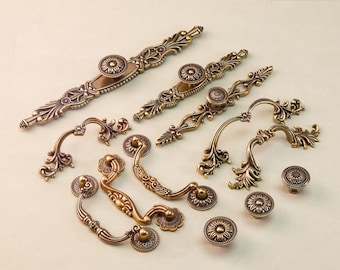 Style rétro, laiton antique, commode, tiroir, poignée, bouton, boule, penderie, placard cuisine, armoire, poignée, poignée, tirer, matériel moderne