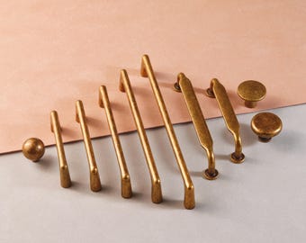 Puxadores de latão antigo para armários, gavetas, guarda-roupas, portas de armários de cozinha, estilo retrô, 7,6 cm x 32 cm.