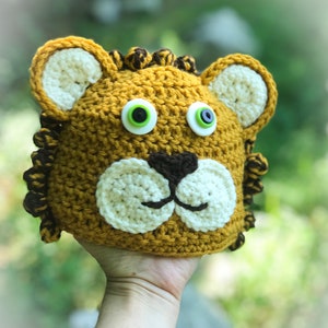 Lion Hat, crochet beanie, crochet lion hat, lion costume, Christmas gift, Halloween, men, women, boys, girls, baby, baby shower gift, cat image 3