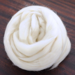 Natural Shades of Shetland Combed Wool Top - 4 oz