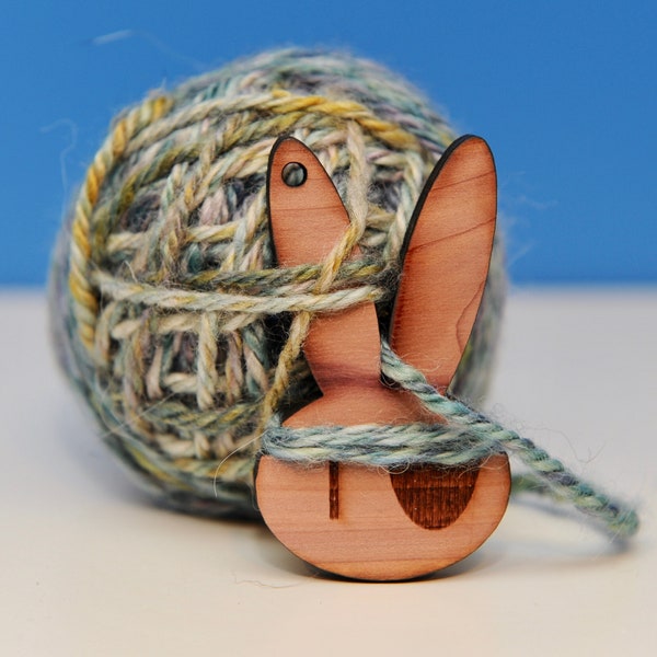 Twist Lock and Yarn Keeper - Bunnies!