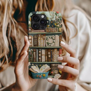 Funda de teléfono con estantería y bordado floral para iPhone 16, 15, 14 y 13, Samsung S24, con un bonito estilo cottagecore y estilo retro floral.