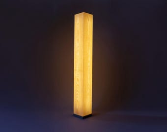Handcrafted Floor Lamp Pine Veneer Warm Lighting
