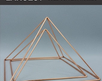 Pirâmide grande de cobre de 25 x 30 cm, proporções de Gizé, hastes de cobre maciço mais grossas, pirâmide para energização de cristais, prateleira para altar de meditação, geometria sagrada.