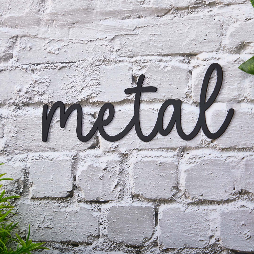 Personalized Family Name Sign: Custom Last Name Metal Wall Art - Etsy