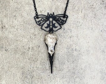 Nature Lover Gift Jewelry Skull Moth Raven Skull Necklace - Moon Moth Pendant Witch Goth Deathmoth Creepy Dead Things Taxidermy Curiosities