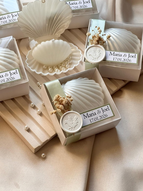 Personalized Sea Shell Candle Favors, Shell Candle Box Decorated with Pearls Soy Wax, Wedding Candle Favors, Bridal Shower Candle Favors