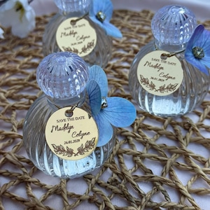 Wedding Favors Empty Cologne Bottle, Cologne Bottle with Flowers,Bulk Wedding Gift, Henna Night Favors, Perfume Bottle, Engagement Favors