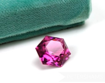 15mm Vintage Hexagonal Glass Jewel Imitation Stone For Jewellery Making and Crafting - Hot Pink