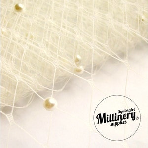 12&quot; brede Engelse Merry Widow-hoed sluier met parels 1 m - ivoor
