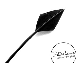 Plume de plume de dinde Arrowhead pour chapellerie, chapeaux et fascinateurs - Noir