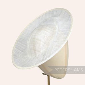 Sinamay &#39;Cindy&#39; Orbital Pleat Fascinator Hat Base for Millinery & Hat Making - Ivory